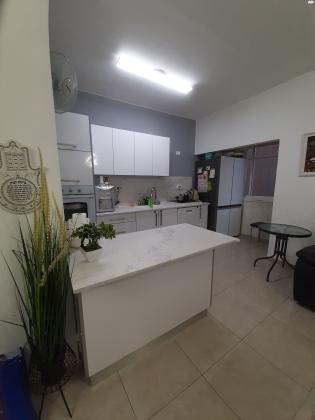 טרומפלדור 16 (פרדס כץ ויסודות)