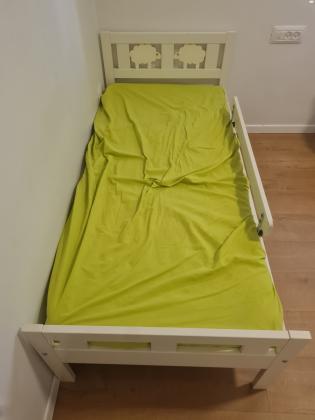 מיטת מעבר איקאה (160*70) + מזרון + מעקה