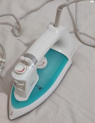 מגהץ אדים בראון CERAMIC-JET דגם PV1210