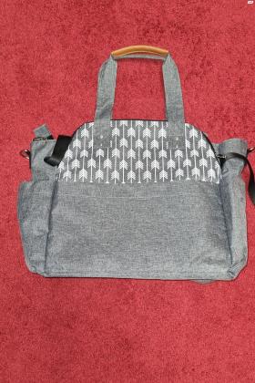 תיק החתלה חדש לגמרי