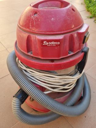 שואב אבק מעולה עובד תקין