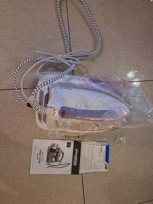 מגהץ קיטור חדש , מעולם לא היה בשימוש