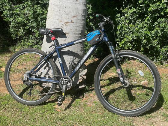 מזלג Rockshox J1 גודל 17