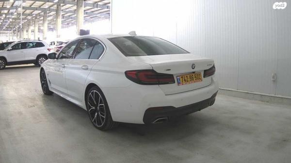 ב.מ.וו סדרה 5 4X4 545E M Superior אוט' 3.0 (286 כ''ס) ק' 6 היברידי חשמל / בנזין 2021 למכירה בחיפה