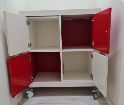 כוורת עץ 4 תאים עם