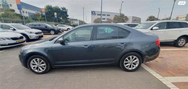 סקודה אוקטביה Ambition אוט' 1.5 (150 כ''ס) בנזין 2019 למכירה ב