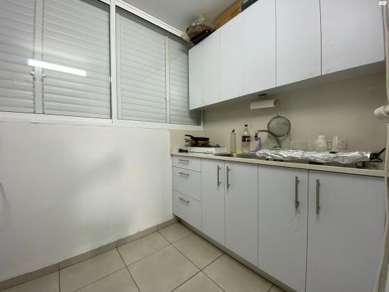 אבן אביתור 12 (רמת עמידר)