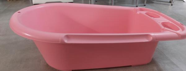 אמבטיה +מעמד במצב מצויין מושב