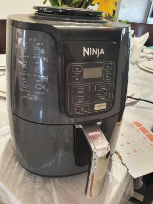 למכירה מכשיר Ninja לבישול ואפייה
