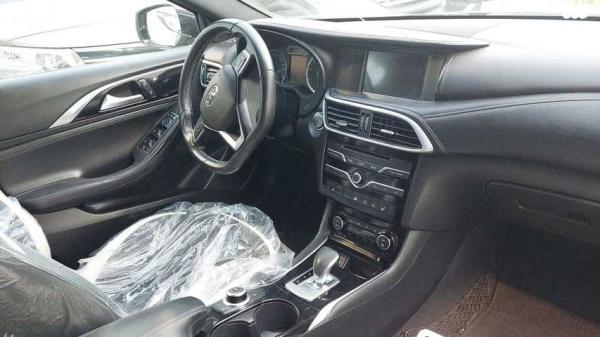 אינפיניטי Q30 Sport אוט' 2.0 (211 כ''ס) בנזין 2020 למכירה בתל אביב יפו