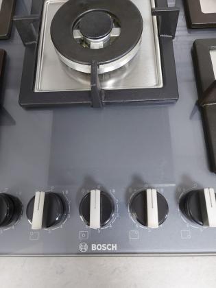 כיריים 5 להבות Bosch במצב מצוין