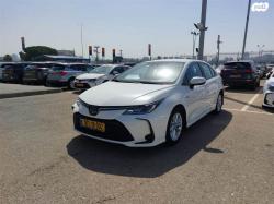 טויוטה קורולה הייבריד Sun סדאן אוט' 1.8 (98 כ''ס) בנזין 2020 למכ