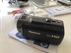 מצלמת וידאו Panasonic עם כל