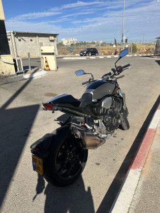הונדה CB1000R (2019)