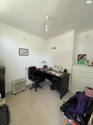 רבי עקיבא 56 (שכונה ד)