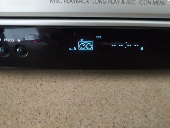 וידאו חברת sansui כולל שלט