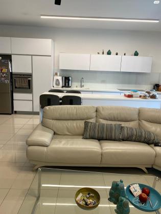 ספה פינתית מעור שניתנת להפרדה