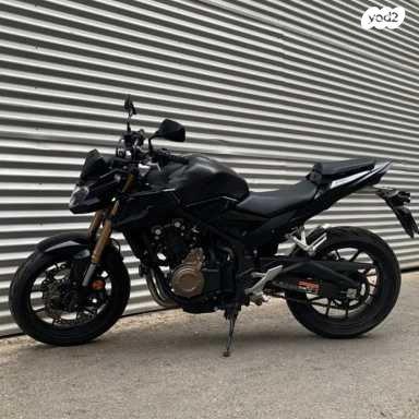הונדה CB500F (2022)