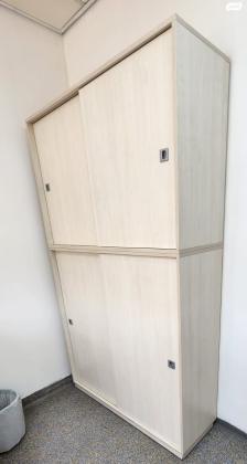 ציוד משרדי, שולחנות עבודה, מגוון