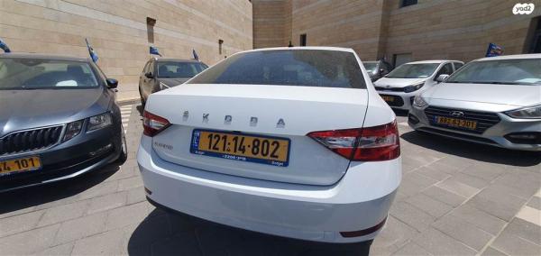 סקודה סופרב (2019 ואילך) Ambition FL אוט' סדאן 1.5 (150 כ''ס) בנזין 2019 למכירה ב
