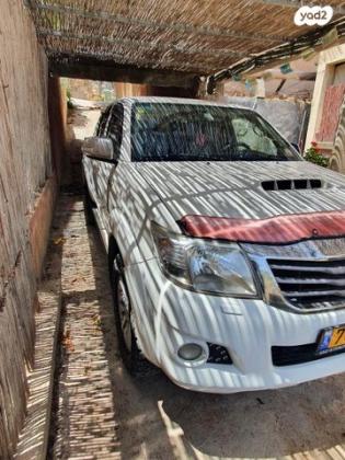 טויוטה היילקס ויגו 4X4 4X4 דאבל קבינה אוט' דיזל 3.0 (171 כ''ס) דיזל 2012 למכירה במעלה עירון