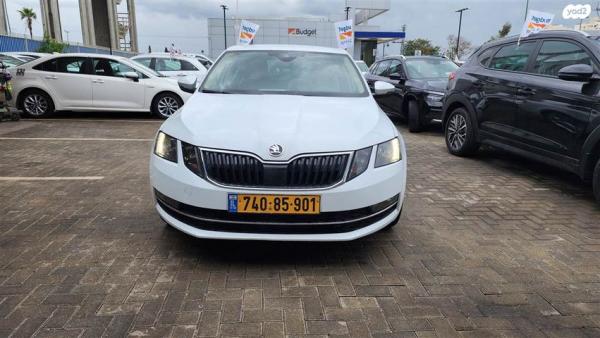 סקודה אוקטביה Exclusive אוט' 2.0 (190 כ''ס) בנזין 2019 למכירה ב