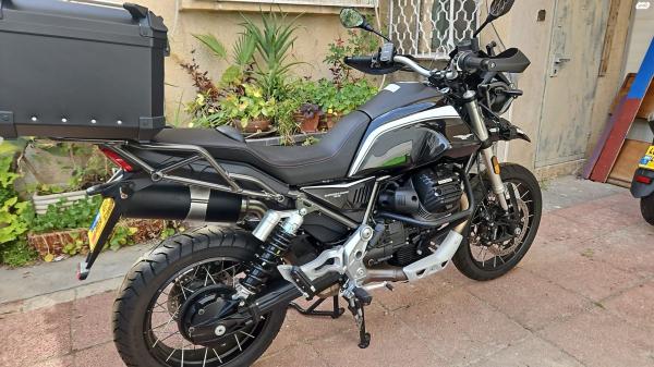 מוטוגוצי TT (2023)