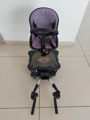 טרמפיסט אוניברסלי של BabySafe במצב