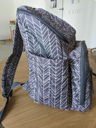 תיק העגלה המרופד של Skip Hop (סקיפ הופ)