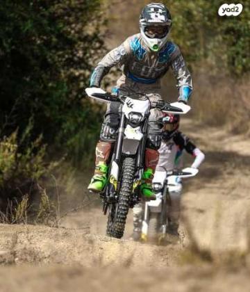 סורון ULTRA BEE T (2023)