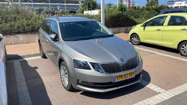סקודה אוקטביה ספייס Ambition אוט' 1.0 (115 כ"ס) בנזין 2018 למכירה בראשון לציון