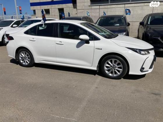 טויוטה קורולה הייבריד Sun סדאן אוט' 1.8 (98 כ''ס) בנזין 2020 למכירה ב