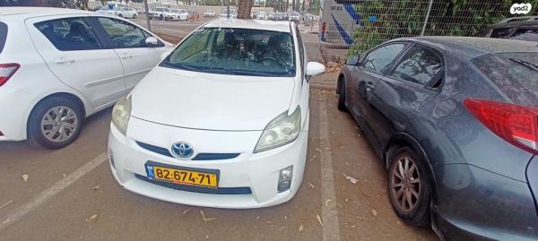 טויוטה פריוס GLI הייבריד אוט' 1.8 (99 כ"ס) בנזין 2010 למכירה באלון שבות