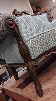 הספה טופלה מהיסוד, חיזוקי עץ,