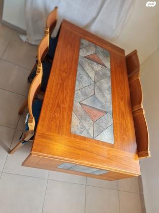 שולחן אוכל מעוטר מעץ מלא,