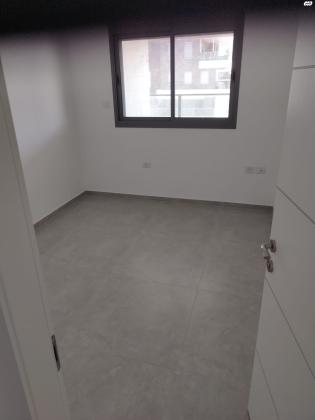 משה רינת 24 (קרית בן גוריון)