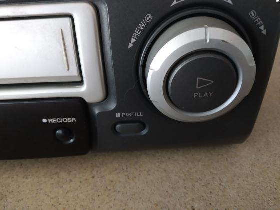 וידאו חברת sansui כולל שלט