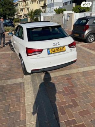 אאודי A1 Style אוט' 3 דל' 1.0 (95 כ''ס) בנזין 2017 למכירה בשוהם