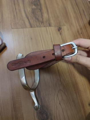 דורבנות למתחילים לרכיבה על סוסים