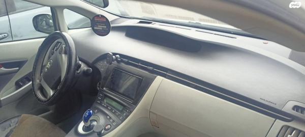 טויוטה פריוס GLI הייבריד אוט' 1.8 (99 כ"ס) בנזין 2010 למכירה באלון שבות