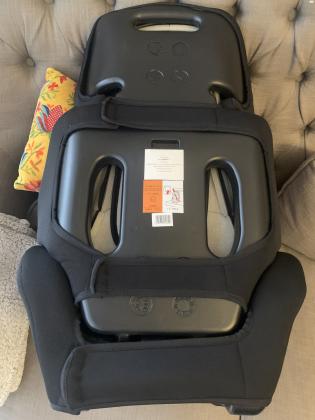 2 בוסטרים גב שבקושי שומשו כי הרכב נמכר