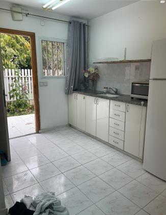 שייקה דן 12 (כפיר)