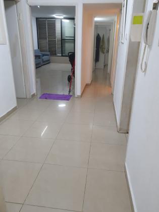 א.ד. גורדון 6 (עין גנים)