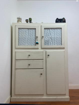 בהזדמנות חדר ילדים במצב מעולה