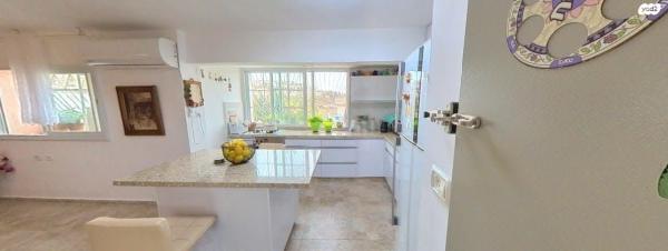 הנוטרים 3 (קטמון ח-ט)