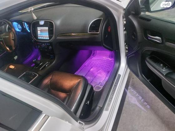 קרייזלר 300C Limited אוט' 3.6 (282 כ"ס) בנזין 2013 למכירה ברמלה