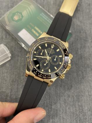 שעונים בבנייה אישית 100% זהים