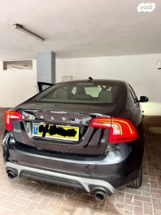 וולוו S60 T5 R-Design Plus אוט' 2.0 (245 כ"ס) בנזין 2015 למכירה ברמת גן