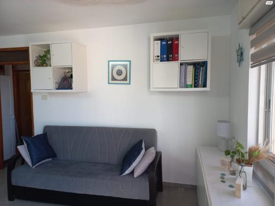 המשורר אצ"ג 60 (רמות)