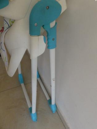 כיסא אוכל נוח מאוד עם